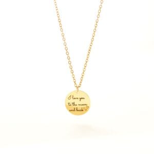 Bijou LIebe graver d'un texte d'amour "I love you to the moon and back" avec 3 petits coeurs supplémentaires