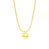 Collier doré personnalisé avec pendentif gravé du nom de Sarah